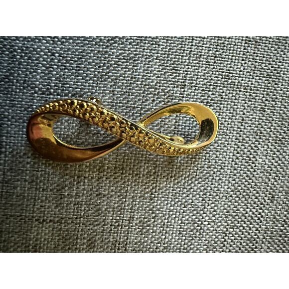 Vtg. Abstract Gold Tone Brooch Pin Modernist Infinity Career MCM Minimalist - Picture 1 of 5